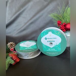 🎄⛄️🎄NEW! 1.5” Silver Glitter Premium Ribbon Wired Edge 50 Yards NWT 2 Av…